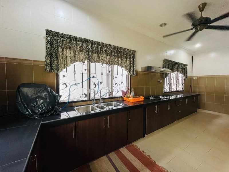 Rumah Banglo untuk Dijual di Bandar Enstek (Negeri Sembilan) - Muizz Razak - PropertyGuru.com.my