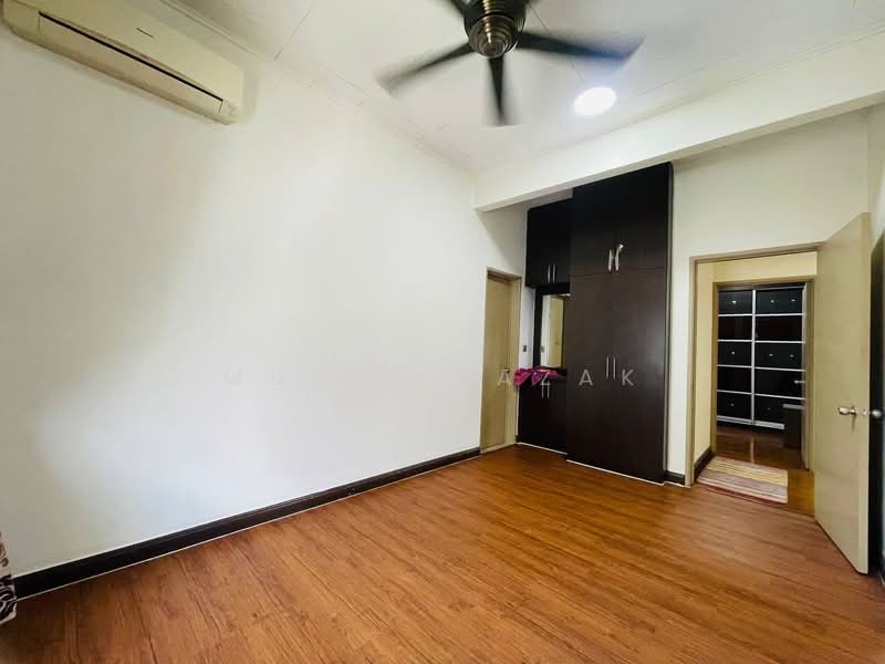 Rumah Banglo untuk Dijual di Bandar Enstek (Negeri Sembilan) - Muizz Razak - PropertyGuru.com.my