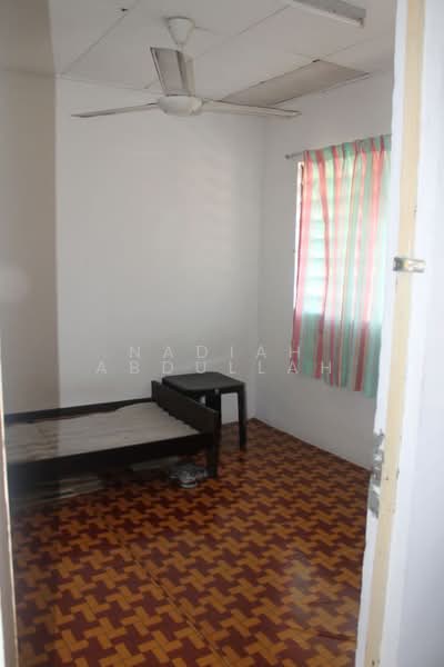 Rumah Flat untuk Dijual di Flat PKNS Seksyen 8 - Nadiah Abdullah - PropertyGuru.com.my