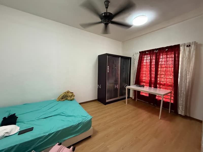 Townhouse for Rent in Bandar Bukit Puchong 2 (Puchong) - Simon Hoe - Bedroom - PropertyGuru.com.my