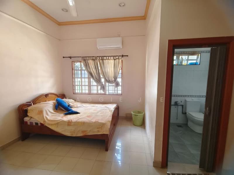 Bungalow for Sale in Petaling Jaya (Selangor) - Maggie Joe - Bedroom - PropertyGuru.com.my