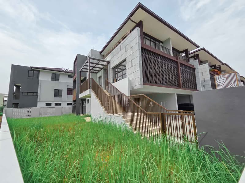 Terraced House for Sale in Cyberjaya (Selangor) - Syed Shah - Exterior - PropertyGuru.com.my