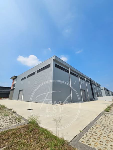 Factory for Rent in Sungai Buloh (Selangor) - Farah Iryanti - Exterior - PropertyGuru.com.my