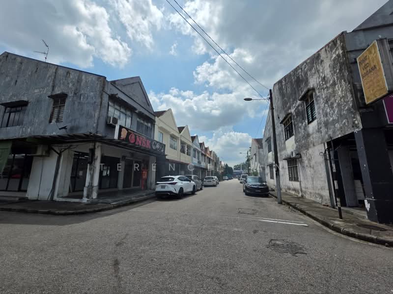 Shop / Office for Rent in Taman Puteri Wangsa (Ulu Tiram) - Terence Tan - Exterior - PropertyGuru.com.my