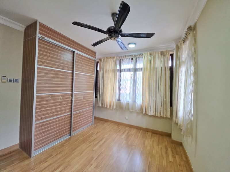 Rumah Berkembar untuk Dijual di Presint 14 (Putrajaya) - Kamil Ghazali - Bedroom - PropertyGuru.com.my
