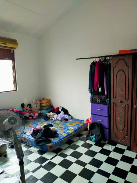 Rumah Teres 2 Tingkat untuk Dijual di Permas Jaya (Johor) - Daniel Yong - Bedroom - PropertyGuru.com.my