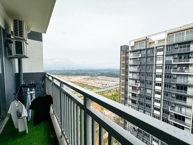 Kondominium untuk Dijual di Residensi Adelia 3 - Ahmad Ikhwan Arif - Balcony - PropertyGuru.com.my