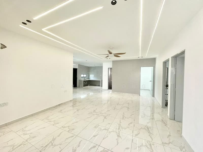 Rumah Teres 1 Tingkat untuk Dijual di Taman Sri Skudai (Skudai) - Daniel Yong - Living Room - PropertyGuru.com.my