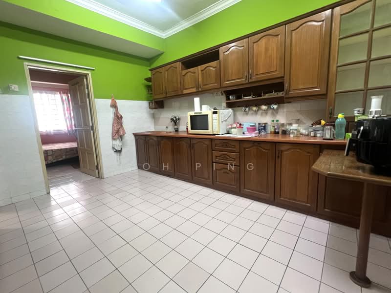 2-storey Terraced House for Sale in Usj 9 (Subang Jaya) - Soh Ping - Kitchen - PropertyGuru.com.my