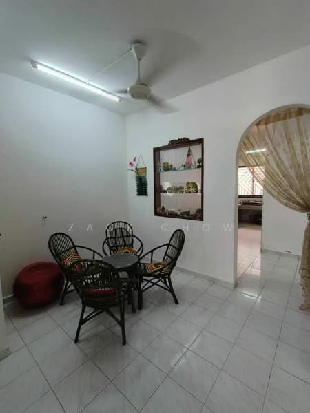 1.5-storey Terraced House for Sale in Bandar Seri Alam (Masai) - Zack Chow - Interior - PropertyGuru.com.my