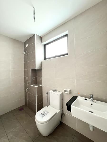 2-storey Terraced House for Sale in Bandar Dato Onn (Tebrau) - Robin Lim - Bathroom - PropertyGuru.com.my
