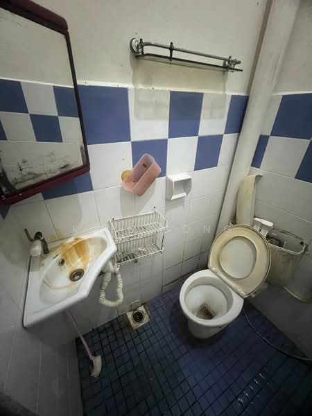 1-storey Terraced House for Sale in Taman Krubong Jaya (Krubong) - King Song - PropertyGuru.com.my