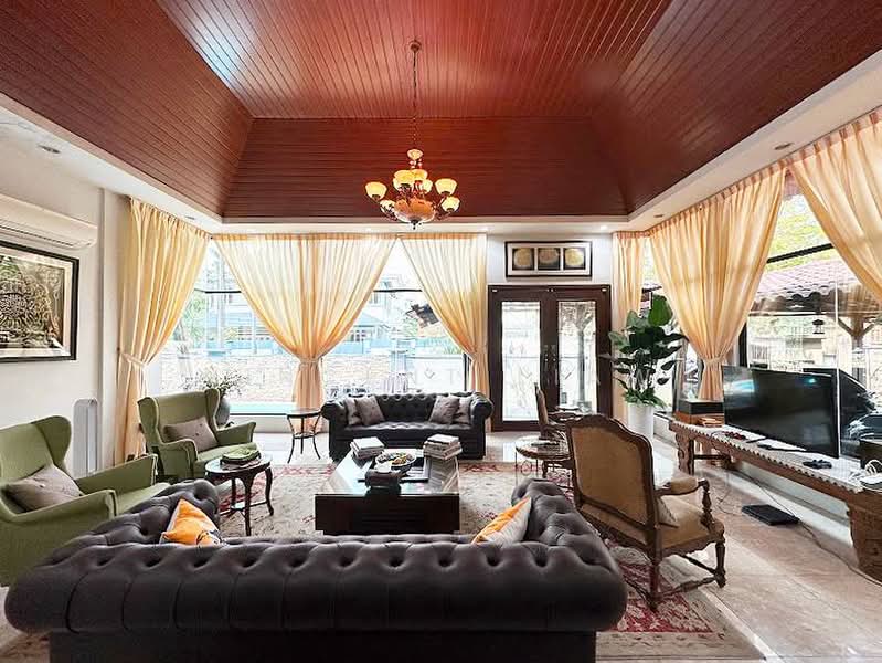 Bungalow House for Sale in Pekaka Ria, Seksyen 8, Polo Club (Kota Damansara) - Vincent Liaw - Living Room - PropertyGuru.com.my