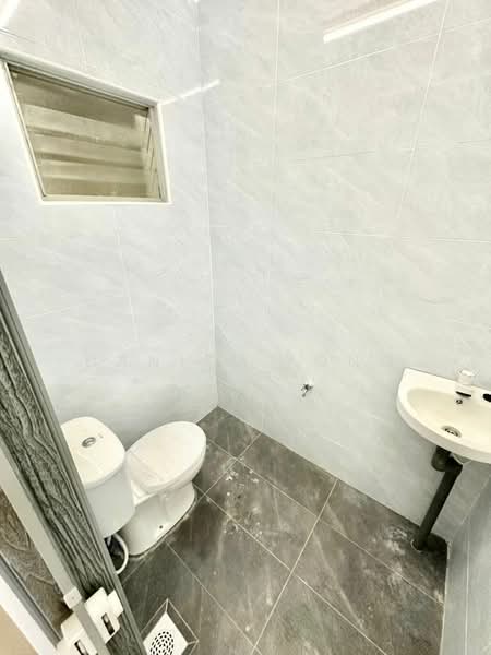2-storey Terraced House for Sale in Segamat (Johor) - Daniel Yong - Bathroom - PropertyGuru.com.my