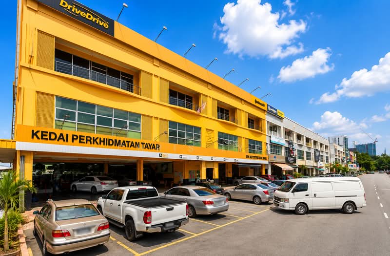 Shop for Rent in Seksyen 15 (Shah Alam) - Chris Tye - Exterior - PropertyGuru.com.my