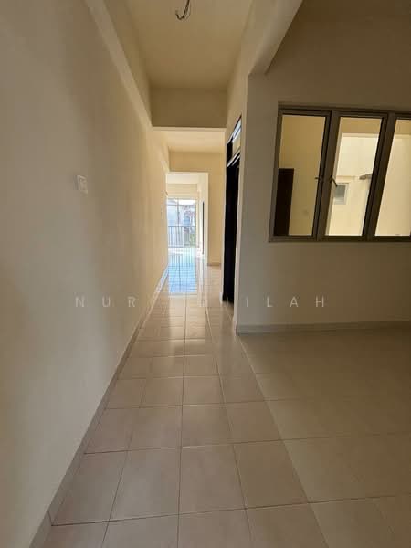Rumah Bandar untuk Dijual di Parit Buntar (Perak) - Nur Adiilah - Corridor - PropertyGuru.com.my