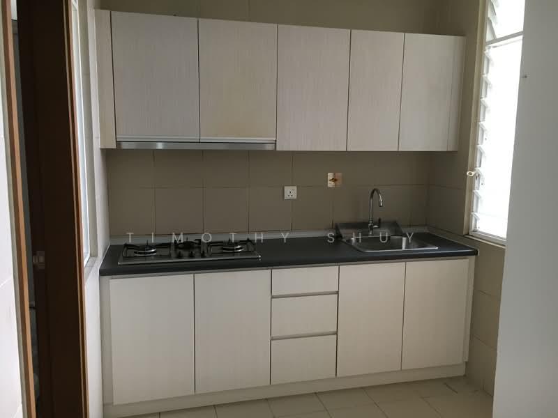 Kondominium untuk Dijual di Sri Putramas III / Royal Regent - Timothy Shuy - Kitchen - PropertyGuru.com.my