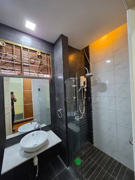 Cluster House for Rent in Taman Adda Heights (Tebrau) - Terence Tan - Bathroom - PropertyGuru.com.my