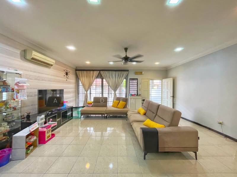 2-storey Terraced House for Sale in Bandar Nusaputra (Puchong) - Ahmad Fadlee - PropertyGuru.com.my