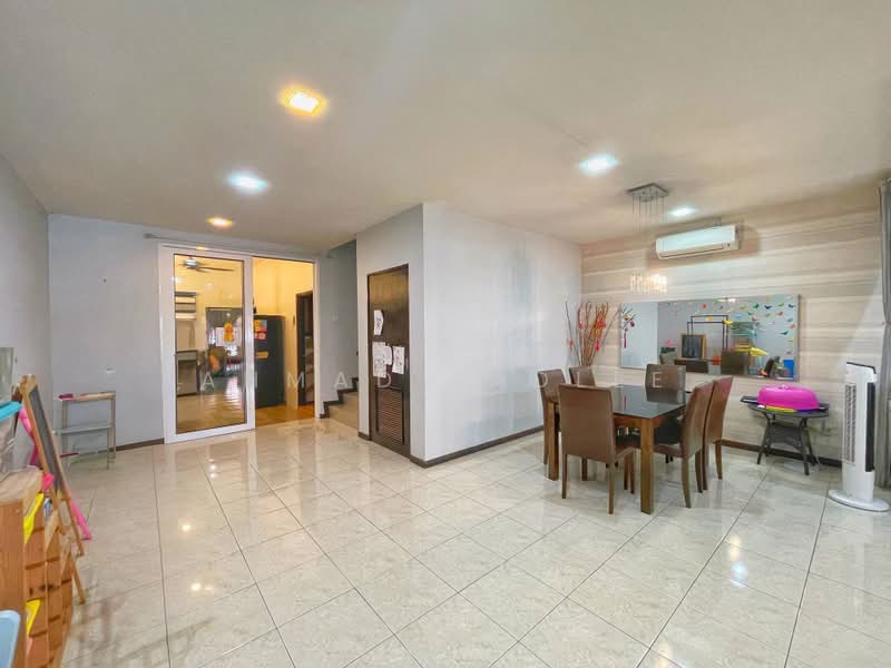 2-storey Terraced House for Sale in Bandar Nusaputra (Puchong) - Ahmad Fadlee - PropertyGuru.com.my