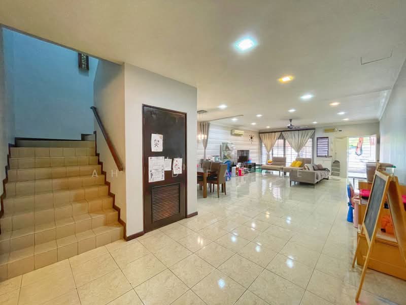2-storey Terraced House for Sale in Bandar Nusaputra (Puchong) - Ahmad Fadlee - PropertyGuru.com.my
