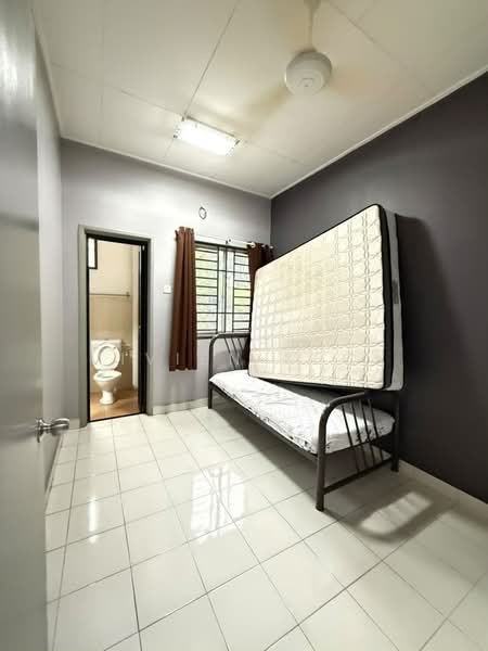 Rumah Teres 1 Tingkat untuk Disewa di Johor Bahru (Johor) - Vivien Keck - Bathroom - PropertyGuru.com.my