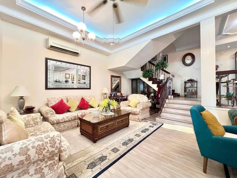 2-storey Terraced House for Sale in Seksyen 1 Bandar Baru Bangi (Bandar Baru Bangi) - Hazeman Omar - Living Room - PropertyGuru.com.my