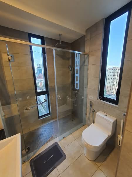 Servis Apartment untuk Disewa di The Sentral Suites - Adrian Foo - Bathroom - PropertyGuru.com.my