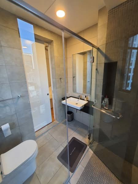 Servis Apartment untuk Disewa di The Sentral Suites - Adrian Foo - Bathroom - PropertyGuru.com.my