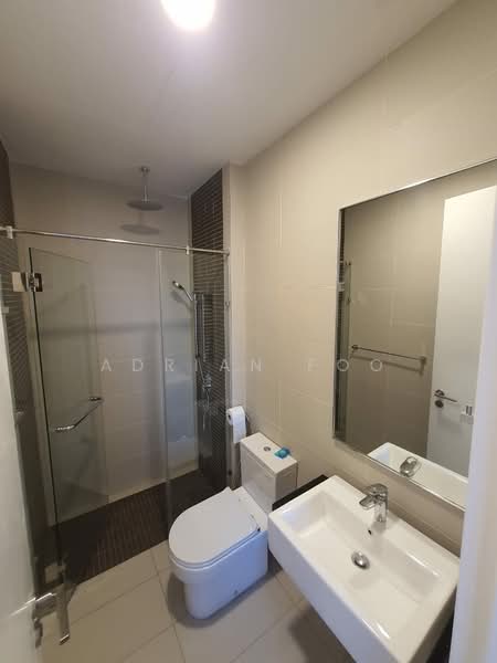 Servis Apartment untuk Disewa di The Sentral Suites - Adrian Foo - Bathroom - PropertyGuru.com.my