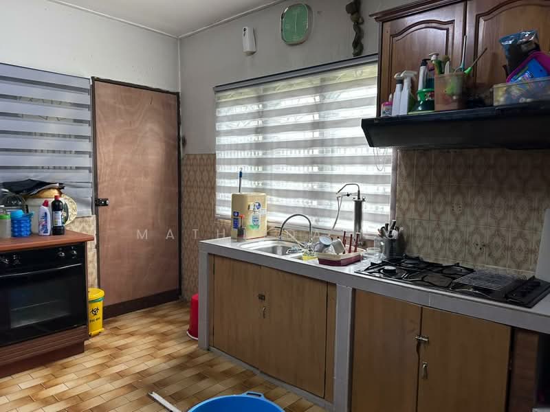 Bungalow for Sale in Petaling Jaya (Selangor) - Mathilda Ng - Kitchen - PropertyGuru.com.my