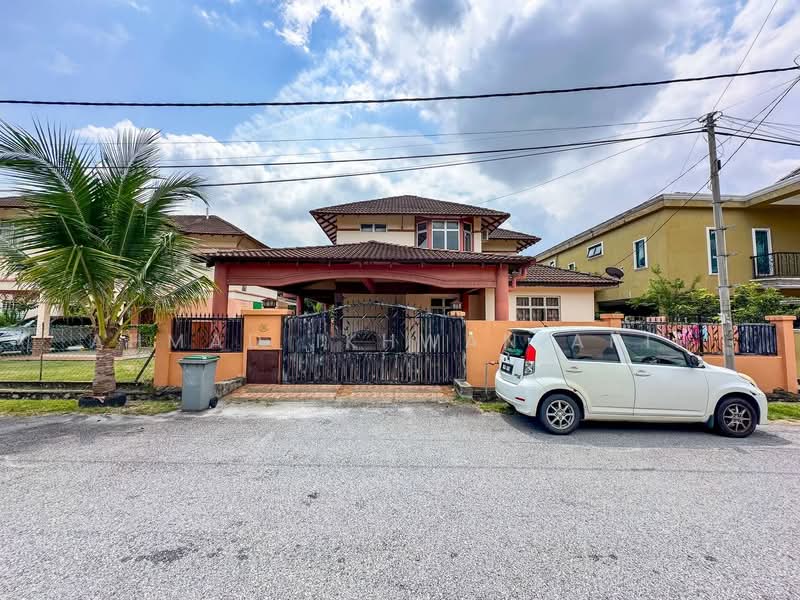 Bungalow for Sale in Nilai (Negeri Sembilan) - Ahmad Ikhwan Arif - Exterior - PropertyGuru.com.my