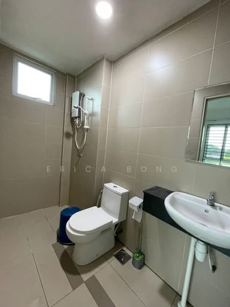 Pangsapuri untuk Dijual di Hills 68 - Erica Bong - Bathroom - PropertyGuru.com.my