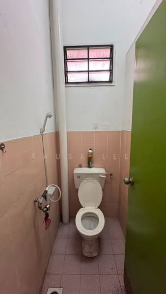 Shop for Rent in Taman Sri Pulai Perdana (Skudai) - Sausa Lee - Bathroom - PropertyGuru.com.my