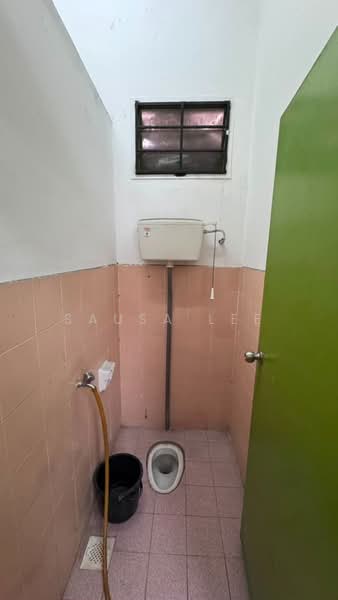 Shop for Rent in Taman Sri Pulai Perdana (Skudai) - Sausa Lee - Bathroom - PropertyGuru.com.my