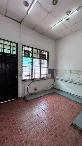 Shop for Rent in Taman Sri Pulai Perdana (Skudai) - Sausa Lee - Interior - PropertyGuru.com.my