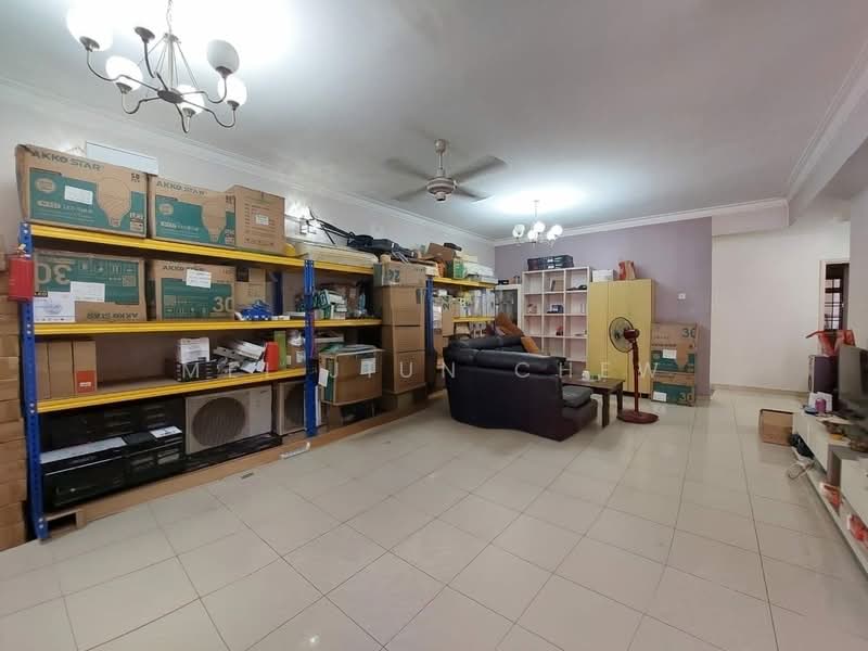 2-storey Terraced House for Sale in Taman Meranti Jaya (Puchong) - MEI JIUN CHEW - Living Room - PropertyGuru.com.my