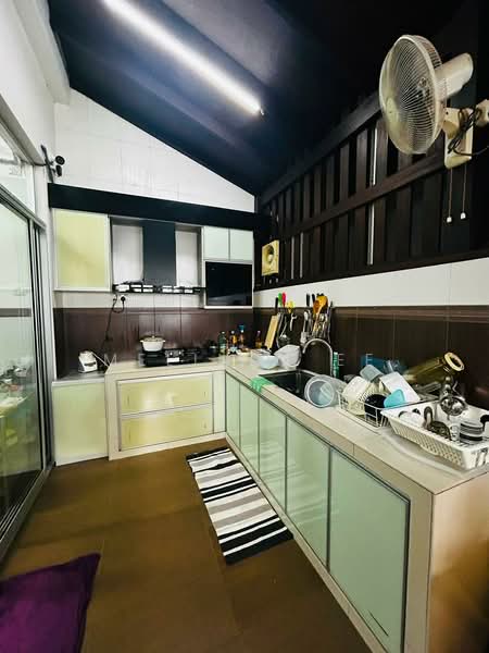 Rumah Berkembar untuk Dijual di Taman Impian Emas (Skudai) - Melinda Ee - Kitchen - PropertyGuru.com.my