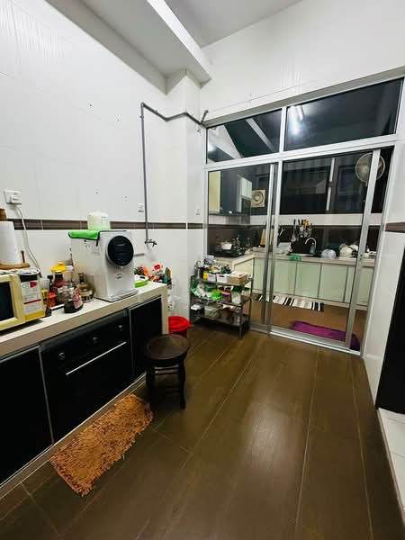 Rumah Berkembar untuk Dijual di Taman Impian Emas (Skudai) - Melinda Ee - Kitchen - PropertyGuru.com.my