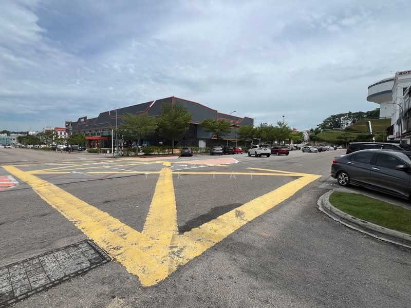 Kedai / Pejabat untuk Dijual di Taman Mount Austin (Tebrau) - Yik Tat - PropertyGuru.com.my