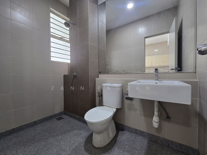 2-storey Terraced House for Rent in Elmina (Shah Alam) - Zann Fauzan - Bathroom - PropertyGuru.com.my