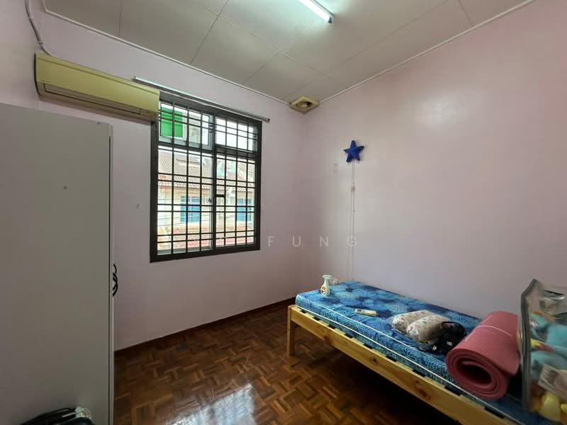 2-storey Terraced House for Rent in Taman Setia Indah (Tebrau) - YC Fung - Bedroom - PropertyGuru.com.my