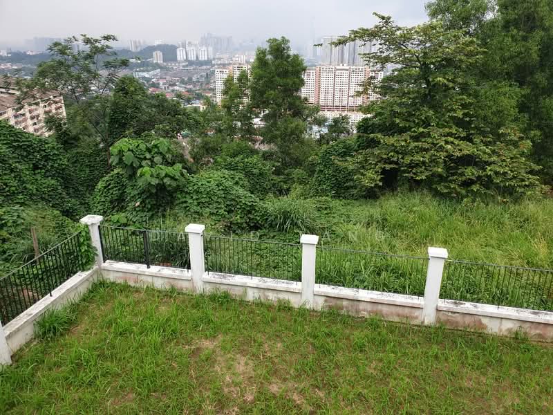Rumah Berkembar untuk Dijual di Taman Bukit Permai (Ampang) - David Tang - PropertyGuru.com.my