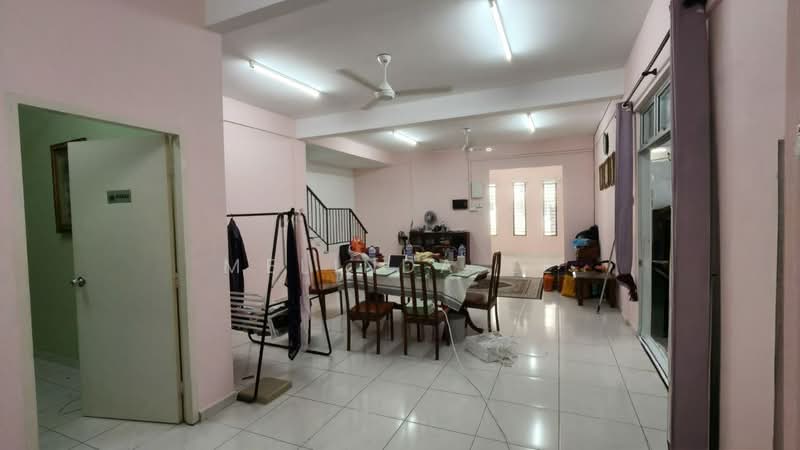 Rumah Kluster untuk Dijual di Taman Pulai Mutiara (Iskandar Puteri (Nusajaya)) - Melinda Ee - Living Room - PropertyGuru.com.my