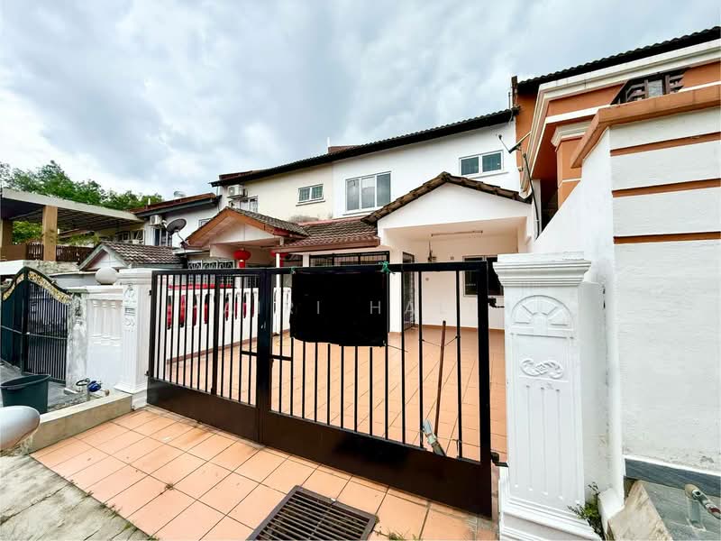 Rumah Teres 2-Tingkat untuk Dijual di Taman Impian Indah (Sungai Buloh) - Hairi Halim - PropertyGuru.com.my