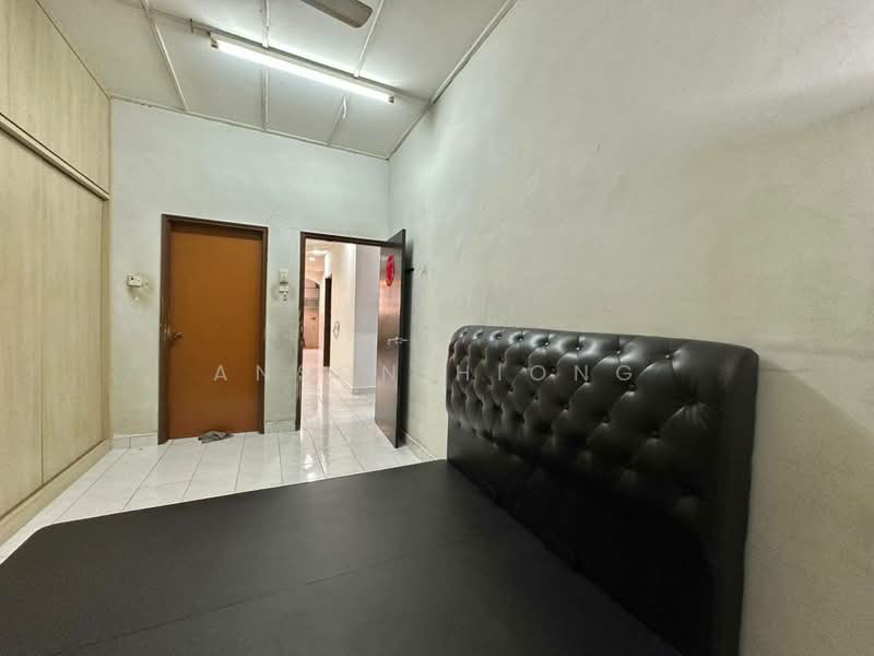 Rumah Teres 1 Tingkat untuk Dijual di Taman Rinting (Masai) - Anson Hiong - PropertyGuru.com.my