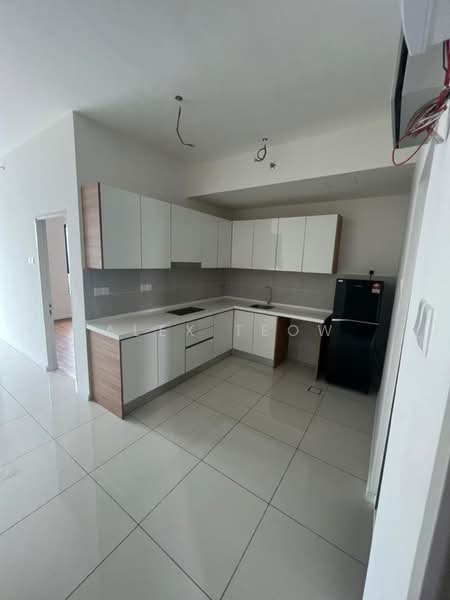 Servis Apartment untuk Disewa di The Glenz @ Glenmarie - Alex Teow - Kitchen - PropertyGuru.com.my