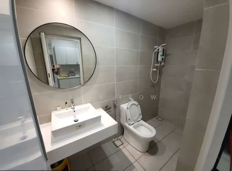 Servis Apartment untuk Disewa di The Glenz @ Glenmarie - Alex Teow - Bathroom - PropertyGuru.com.my