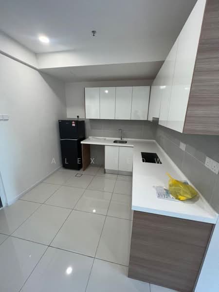 Servis Apartment untuk Disewa di The Glenz @ Glenmarie - Alex Teow - Kitchen - PropertyGuru.com.my