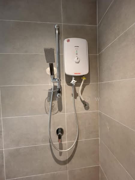 Servis Apartment untuk Disewa di The Glenz @ Glenmarie - Alex Teow - Bathroom - PropertyGuru.com.my